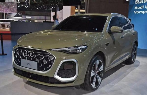 涵乔财富 全新奥迪Q5L内饰谍照曝光，采用A5L同款设计或年内上市
