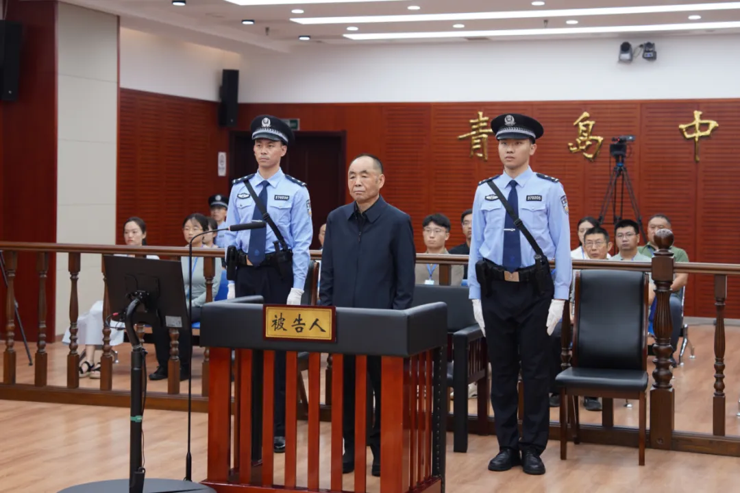 鼎合网配资 骆玉林被判死缓、终身监禁